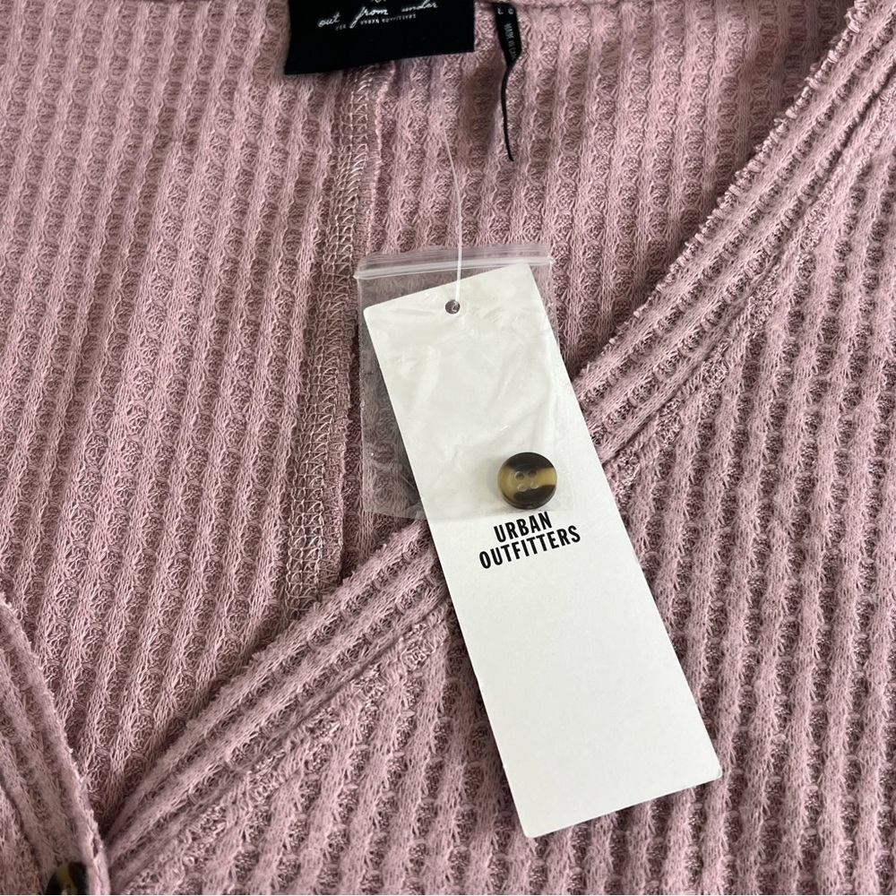NWT Urban Outfitters mauve Button-Down Shirt - Picture 6 of 9